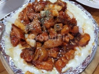 양념치킨, 순살치킨, 치킨, 치즈바베큐치킨, 맛있는치킨, 사진,이미지,일러스트,캘리그라피 - 꽃분이작가 크라우드픽 - 저작권 걱정 없는 상업용... 