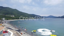 바다, 산, 하늘, 구름, 피서, 사진,이미지,일러스트,캘리그라피 - 이건내얼굴작가 크라우드픽 - 저작권 걱정 없는 상업용 이미지