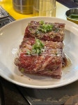 우판몽생갈비;생고기 | food, 음식, 생고기, 생갈비, 소갈비, 사진,이미지,일러스트,캘리그라피 - 해나 디자인작가 크라우드픽 - 저작권 걱정 없는 상업용 이미지