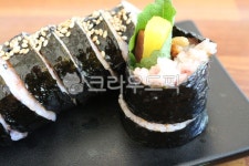 김밥, 음식, 쌀, 분식, 한식, 사진,이미지,일러스트,캘리그라피 - 속초큰형님작가 크라우드픽 - 저작권 걱정 없는 상업용 이미지