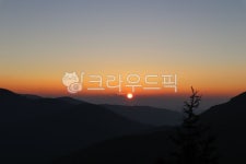 바람의언덕, 일몰, 노을, 배추밭, 매봉산, 사진,이미지,일러스트,캘리그라피 - chakku작가 크라우드픽 - 저작권 걱정 없는 상업용 이미지
