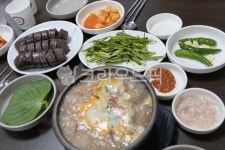 한끼밥상, 밥상, 한상차림, 순대, 음식, 사진,이미지,일러스트,캘리그라피 - MCtheJo작가 크라우드픽 - 저작권 걱정 없는 상업용 이미지