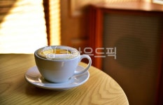 coffeecup, 커피컵, cup, 컵, 카푸치노, 사진,이미지,일러스트,캘리그라피 - 유스튜디오작가 크라우드픽 - 저작권 걱정 없는 상업용 이미지