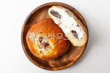 단팥크림빵, 단팥빵, 크림빵, 단팥, 크림, 사진,이미지,일러스트,캘리그라피 - Ntjdals2245작가 크라우드픽 - 저작권 걱정 없는 상업용 이미지