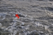 부표, 깃발부표, 바다, 위험표시, 항로유도, 사진,이미지,일러스트,캘리그라피 - Deep bLUE작가 크라우드픽 - 저작권 걱정 없는 상업용 이미지