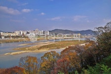 금강, 공주도심, 공산성, 공주산성, 웅진성, 사진,이미지,일러스트,캘리그라피 - Deep bLUE작가 크라우드픽 - 저작권 걱정 없는 상업용 이미지