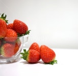딸기, strawberry, 과일, 음식, 겨울철과일, 사진,이미지,일러스트,캘리그라피 - RAN2작가 크라우드픽 - 저작권 걱정 없는 상업용 이미지