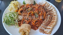 낙지볶음, 낙지보쌈, 낙지요리, 맛있는요리, 매콤한요리, 사진,이미지,일러스트,캘리그라피 - 속초큰형님작가 크라우드픽 - 저작권 걱정 없는... 