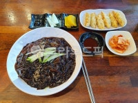 음식, 식사, 푸드, food, 짜장면, 사진,이미지,일러스트,캘리그라피 - 푸른버들작가 크라우드픽 - 저작권 걱정 없는 상업용 이미지