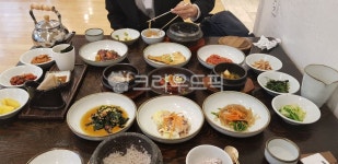 한정식, 식사, 음식, 요리, 한국, 사진,이미지,일러스트,캘리그라피 - NomalPhoto작가 크라우드픽 - 저작권 걱정 없는 상업용 이미지