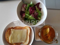 tea, 간단식, 샐러드, 토스트, 치즈토스트, 사진,이미지,일러스트,캘리그라피 - ilang작가 크라우드픽 - 저작권 걱정 없는 상업용 이미지