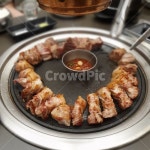 삼겹살, 목살, 식당, 회식, 삼겹살집, 사진,이미지,일러스트,캘리그라피 - 지히0930작가 크라우드픽 - 저작권 걱정 없는 상업용 이미지