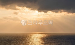 동해, 이른아침, 아침, 바다, 햇빛, 사진,이미지,일러스트,캘리그라피 - two K작가 크라우드픽 - 저작권 걱정 없는 상업용 이미지