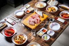 한국음식, 음식, 식당, 한국식당, 한국음식점, 사진,이미지,일러스트,캘리그라피 - 미미스튜디오작가 크라우드픽 - 저작권 걱정 없는 상업용 이미지