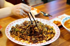 볶음짜장, 쟁반짜장, 짜장면, 식사, meal, 사진,이미지,일러스트,캘리그라피 - 맛있는 사진작가 크라우드픽 - 저작권 걱정 없는 상업용 이미지