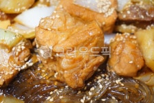 돼지갈비찜, 돼지갈비, 갈비찜, braisedshortribs, ribs, 사진,이미지,일러스트,캘리그라피 - yosun0223작가 크라우드픽 - 저작권 걱정... 