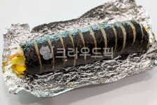 김밥, 김밥한줄, 분식, 음식, 한식, 사진,이미지,일러스트,캘리그라피 - zkflqth작가 크라우드픽 - 저작권 걱정 없는 상업용 이미지