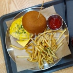 burger, 버거, food, 음식, fries, 사진,이미지,일러스트,캘리그라피 - Niamwinmir작가 크라우드픽 - 저작권 걱정 없는 상업용 이미지