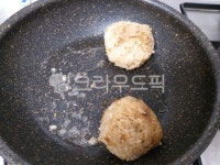 주먹밥, 주먹밥만들기, 구운밥, 동그란밥, 도시락, 사진,이미지,일러스트,캘리그라피 - Happy Photo작가 크라우드픽 - 저작권 걱정 없는 상업용... 