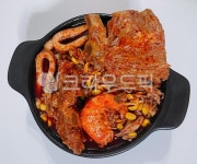 해물등뼈찜, 해물등갈비찜, 등뼈, 등갈비, 등뼈찜, 사진,이미지,일러스트,캘리그라피 - 먹방작가 크라우드픽 - 저작권 걱정 없는 상업용 이미지