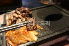 삼겹살, 살겹살구이, 돼지고기, 음식, 고기구이, 사진,이미지,일러스트,캘리그라피 - NULDO AND JJ작가 크라우드픽 - 저작권 걱정 없는 상업용... 