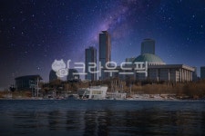 국회, 의사당, 여의도, 국회의사당, 빌딩, 사진,이미지,일러스트,캘리그라피 - GreenYeondu작가 크라우드픽 - 저작권 걱정 없는 상업용 이미지