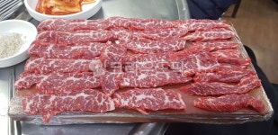 소고기, 고기, 한우, 육사시미, food, 사진,이미지,일러스트,캘리그라피 - 파주복이작가 크라우드픽 - 저작권 걱정 없는 상업용 이미지