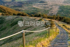 제주도, 다랑쉬오름, 월랑봉, 화산섬, 자연, 사진,이미지,일러스트,캘리그라피 - Yoni작가 크라우드픽 - 저작권 걱정 없는 상업용 이미지
