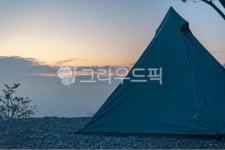 인디언텐트, 티피텐트, 캠핑, 산정상, 마운틴뷰캠핑장, 사진,이미지,일러스트,캘리그라피 - 미대형작가 크라우드픽 - 저작권 걱정 없는 상업용 이미지