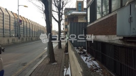 path, 통로, 인도, 도로변, 통행로, 사진,이미지,일러스트,캘리그라피 - 몽키트리작가 크라우드픽 - 저작권 걱정 없는 상업용 이미지