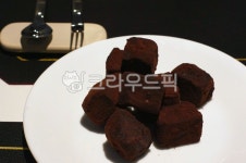 파베초콜릿, 생초콜릿, 수제초콜릿, pavesglaces, chocolate, 사진,이미지,일러스트,캘리그라피 - Fresh Eggs작가 크라우드픽 - 저작권...