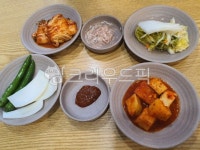 밑반찬, 깍두기, 고추, 배추김치, 새우젓, 사진,이미지,일러스트,캘리그라피 - corea2032작가 크라우드픽 - 저작권 걱정 없는 상업용 이미지