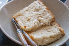 bread, 빵, food, 음식, 푸드, 사진,이미지,일러스트,캘리그라피 - 먹스타 킹콩작가 크라우드픽 - 저작권 걱정 없는 상업용 이미지