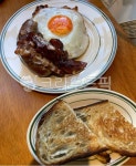 브런치, 브런치카페, brunch, 써니사이드업, 계란후라이, 사진,이미지,일러스트,캘리그라피 - 스카이워커리진작가 크라우드픽 - 저작권 걱정... 