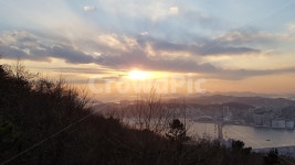 밤바다, 부산, 바다, 노을, 자연, 사진,이미지,일러스트,캘리그라피 - 밥탱이현이작가 크라우드픽 - 저작권 걱정 없는 상업용 이미지