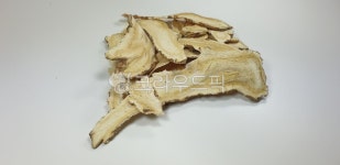 백지, 한약, 약초, 동의보감, 한의원, 사진,이미지,일러스트,캘리그라피 - 아카리작가 크라우드픽 - 저작권 걱정 없는 상업용 이미지