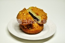 빵, 간식, 식사, 음식, 디저트, 사진,이미지,일러스트,캘리그라피 - 깨비선생작가 크라우드픽 - 저작권 걱정 없는 상업용 이미지