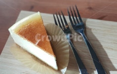 치즈케익, 조각케익, 치즈, 디저트, 카페, 사진,이미지,일러스트,캘리그라피 - 끼로끼작가 크라우드픽 - 저작권 걱정 없는 상업용 이미지