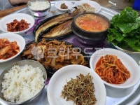 밥상, 생선구이, 제육볶음, 한식, 집밥, 사진,이미지,일러스트,캘리그라피 - dkdtnddl작가 크라우드픽 - 저작권 걱정 없는 상업용 이미지