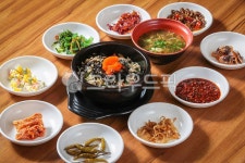 영양밥, 영양굴밥, 영양굴돌솥밥, 굴밥, 굴돌솥밥, 사진,이미지,일러스트,캘리그라피 - 미미스튜디오작가 크라우드픽 - 저작권 걱정 없는 상업용... 