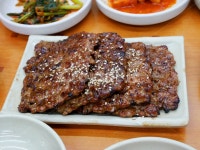 음식, 떡갈비, 고기, 반찬, 한국, 사진,이미지,일러스트,캘리그라피 - mrleee작가 크라우드픽 - 저작권 걱정 없는 상업용 이미지