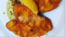 슈니첼, 돈까스, 요리, 먹방, 돈카츠, 사진,이미지,일러스트,캘리그라피 - ilang작가 크라우드픽 - 저작권 걱정 없는 상업용 이미지