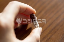 약, 알약, 약품, 질병, 약국, 사진,이미지,일러스트,캘리그라피 - natsu u작가 크라우드픽 - 저작권 걱정 없는 상업용 이미지