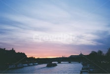 유럽거리, 노을지는강가, 해질녘강가, 노을지는다리, 필름사진, 사진,이미지,일러스트,캘리그라피 - 필름조이작가 크라우드픽 - 저작권 걱정 없는... 