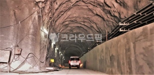 구조물, 건축물, 배수로, 수로, 우수로, 사진,이미지,일러스트,캘리그라피 - chego21작가 크라우드픽 - 저작권 걱정 없는 상업용 이미지