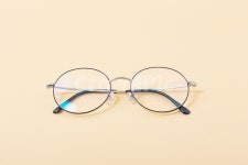 안경, 금테안경, 유리, 렌즈, 반사, 사진,이미지,일러스트,캘리그라피 - 오늘도맑음작가 크라우드픽 - 저작권 걱정 없는 상업용 이미지