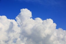 파란하늘, 하얀구름, 뭉게구름, 파란, 배경, 사진,이미지,일러스트,캘리그라피 - fresh air작가 크라우드픽 - 저작권 걱정 없는 상업용 이미지