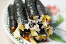 김밥, 꼬마김밥, 분식, 한국분식, 음식, 사진,이미지,일러스트,캘리그라피 - neon0083작가 크라우드픽 - 저작권 걱정 없는 상업용 이미지