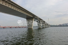 한강, 대교, 한강대교, 월드컵대교, bridge, 사진,이미지,일러스트,캘리그라피 - knowledgian작가 크라우드픽 - 저작권 걱정 없는 상업용... 