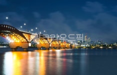 한국도시, 한국도시경관, 빌딩, lighting, 야경, 사진,이미지,일러스트,캘리그라피 - nearnights작가 크라우드픽 - 저작권 걱정 없는 상업용... 